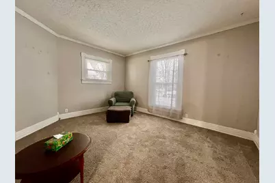 332 E Auburn Avenue, Bellefontaine, OH 43311 - Photo 17