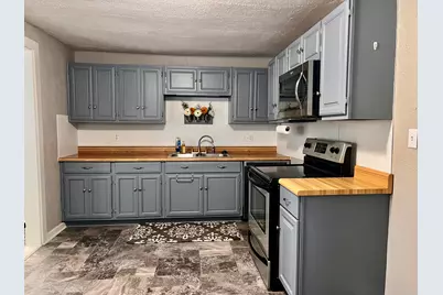 332 E Auburn Avenue, Bellefontaine, OH 43311 - Photo 19