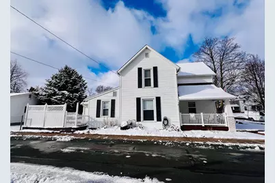 332 E Auburn Avenue, Bellefontaine, OH 43311 - Photo 1