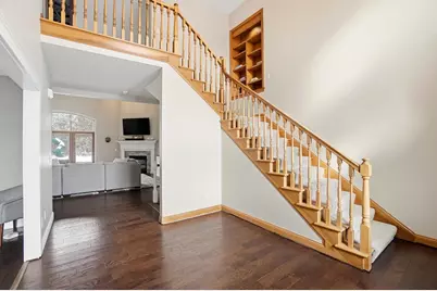 82 N Countryside Drive, Troy, OH 45373 - Photo 9