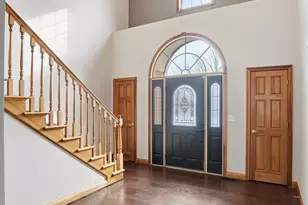 82 N Countryside Dr, Troy, OH 45373 - Photo 7