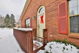 6331 Adams Cir, Dayton, OH 45459 - Photo 3