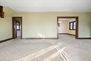 608 Virginia St, Piqua, OH 45356 - Photo 9