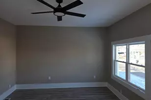 226 E Main St, Union City, OH 45390 - Photo 3