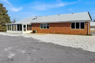 521 N Julia St, Urbana, OH 43078 - Photo 5