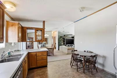 1400 S Clay Street #17, Delphos, OH 45833 - Photo 13