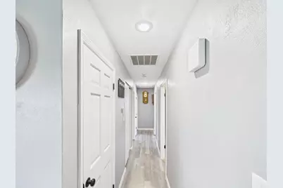 5826 Cedarwood Drive, Lewisburg, OH 45338 - Photo 11