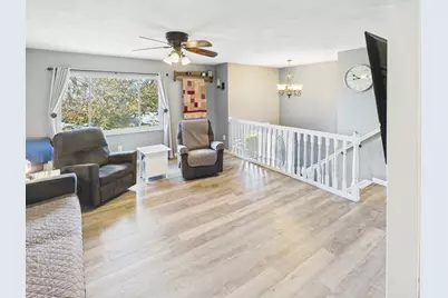 5826 Cedarwood Drive, Lewisburg, OH 45338 - Photo 3