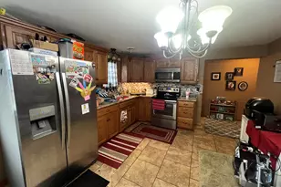 407 E Pike St, Jackson Center, OH 45334 - Photo 29