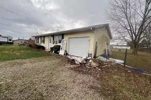 4863 Vermont Ave, Sidney, OH 45365 - Photo 3