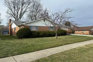 3607 Twinbrook Ln, Dayton, OH 45429 - Photo 3