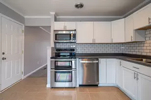 401 Kings Chapel Dr, Troy, OH 45373 - Photo 9