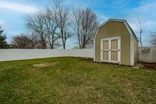 401 Kings Chapel Dr, Troy, OH 45373 - Photo 29