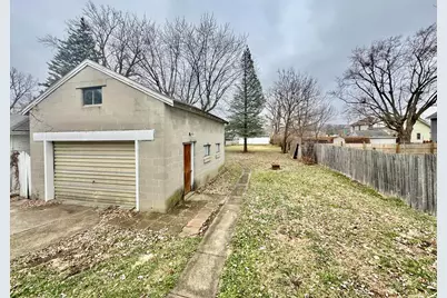 1041 N Elizabeth Street, Lima, OH 45801 - Photo 9