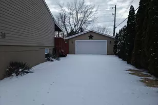 1729 Hocker Ave, New Carlisle, OH 45344 - Photo 5