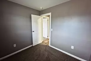 1729 Hocker Ave, New Carlisle, OH 45344 - Photo 33