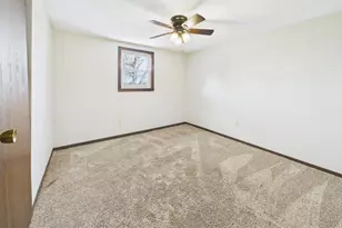 9299 Worth Rd, Greenville, OH 45331 - Photo 13