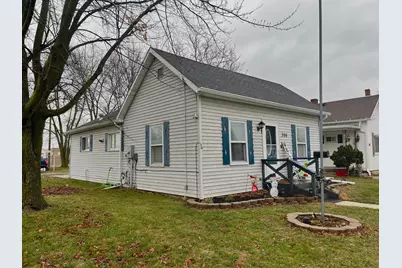 306 W Plum Street, Wapakoneta, OH 45895 - Photo 1
