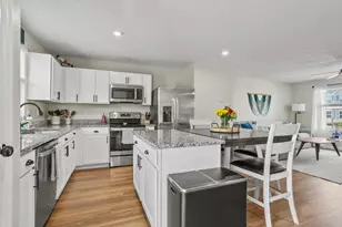 1898 Charles Ct, Dayton, OH 45439 - Photo 15