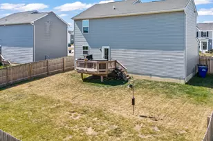 1898 Charles Ct, Dayton, OH 45439 - Photo 7