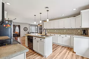 5973 Lake Ave, Greenville, OH 45331 - Photo 11