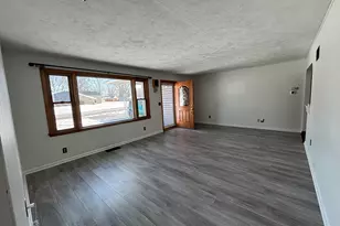 101 Island Ave, Jackson Center, OH 45334 - Photo 5