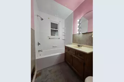 309 W Silver Street, Wapakoneta, OH 45895 - Photo 15