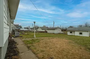 1304 Valley St, Dayton, OH 45404 - Photo 33