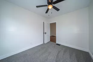 1304 Valley St, Dayton, OH 45404 - Photo 19