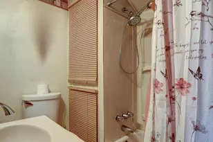 124 Hall St, Greenville, OH 45331 - Photo 11