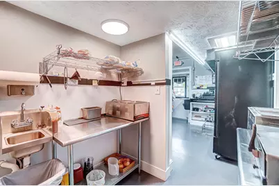 1815 Columbus Avenue, Springfield, OH 45503 - Photo 29