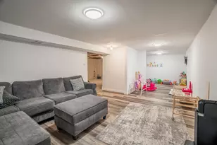 530 Gray St, Piqua, OH 45356 - Photo 21