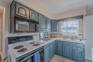 308 E Dorothy Ln, Kettering, OH 45419 - Photo 7