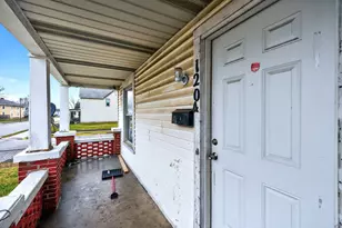 1202 Clifton Ave, Springfield, OH 45505 - Photo 5