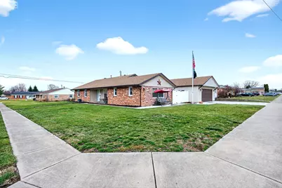 303 N Smith Street, New Carlisle, OH 45344 - Photo 3