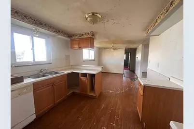 1001 Langdale Avenue, New Carlisle, OH 45344 - Photo 5