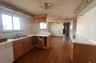 1001 Langdale Ave, New Carlisle, OH 45344 - Photo 5