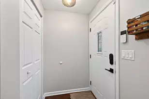 6949 Shellcross Dr, Dayton, OH 45424 - Photo 9