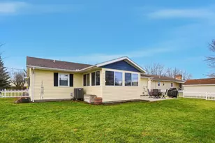 1108 Middle St, Wapakoneta, OH 45895 - Photo 23