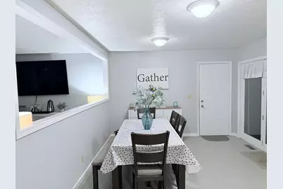 200 Evergreen Drive, Bellefontaine, OH 43311 - Photo 11