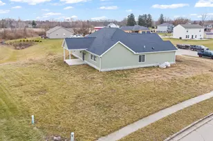 9907 Barnum Rd, Piqua, OH 45356 - Photo 5