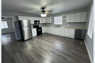 545 W Wayne Street, Celina, OH 45822 - Photo 7