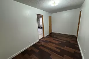 545 W Wayne St, Celina, OH 45822 - Photo 11