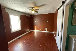 725 W Williams Ave, Bellefontaine, OH 43311 - Photo 11