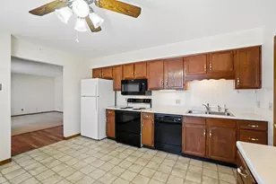 3031 Bradford Dr, Springfield, OH 45503 - Photo 9