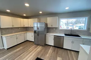 504 E Chillicothe Ave, Bellefontaine, OH 43311 - Photo 3