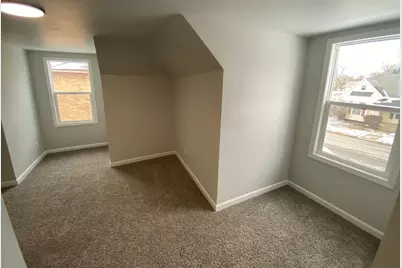 504 E Chillicothe Avenue, Bellefontaine, OH 43311 - Photo 15