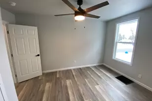 504 E Chillicothe Ave, Bellefontaine, OH 43311 - Photo 9