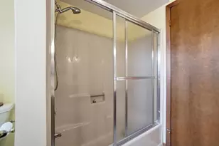 918 Carnation Dr, Wapakoneta, OH 45895 - Photo 19