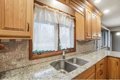 918 Carnation Drive, Wapakoneta, OH 45895 - Photo 45